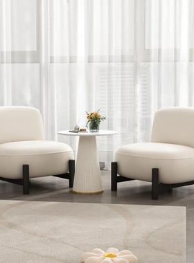 单人沙发椅奶油风设计师款内阳台休闲桌椅组合奶茶店甜品店洽谈椅