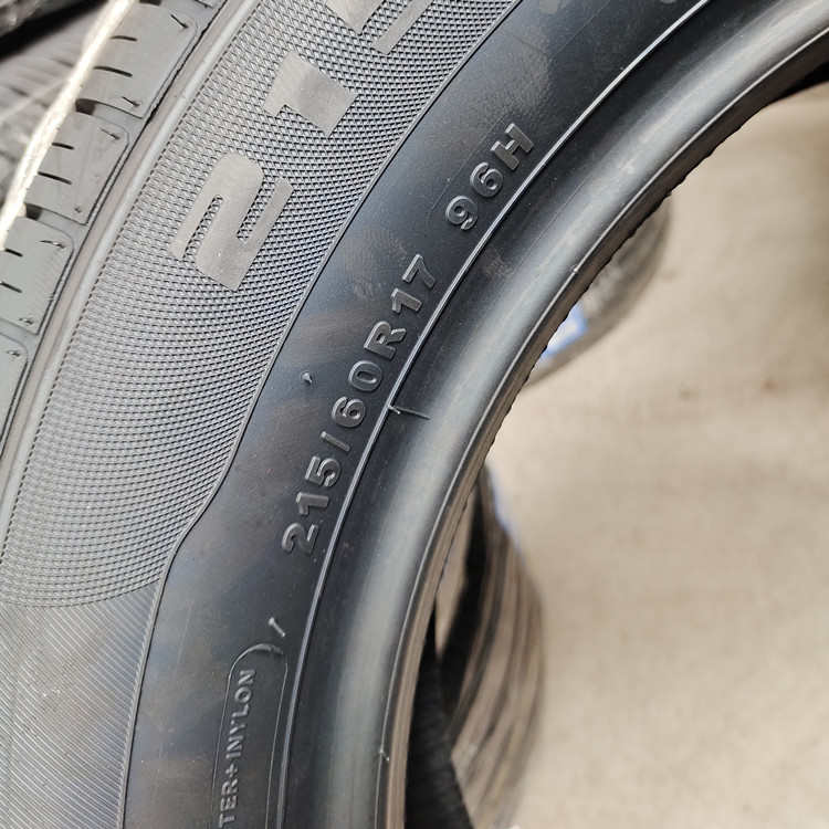 全新轮胎215/60R17 96H适配宝骏560瑞虎奔腾X80荣威21560r17轮胎 - 图0