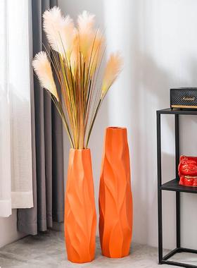 宿民客厅卧室落地沙发奢红样板间摆件装饰品网大型花瓶旁边家居轻