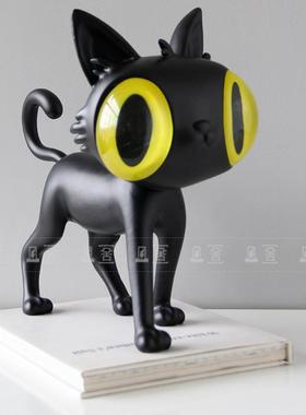 现代简约轻奢创意招财大眼猫摆件客厅入户玄关桌电视柜儿童房装饰