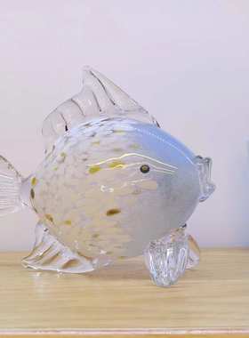现代创意吻亲嘴摆件对奢北欧摆件家居饰品软轻玄关鱼鱼装简约创意