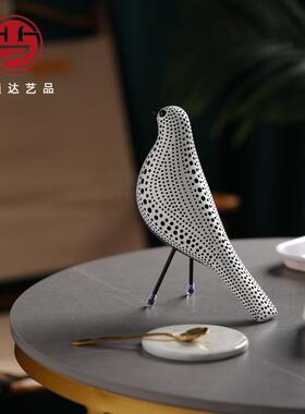 波点小鸟树脂桌面摆件欧式ins玄关客厅办公室书架装饰礼品