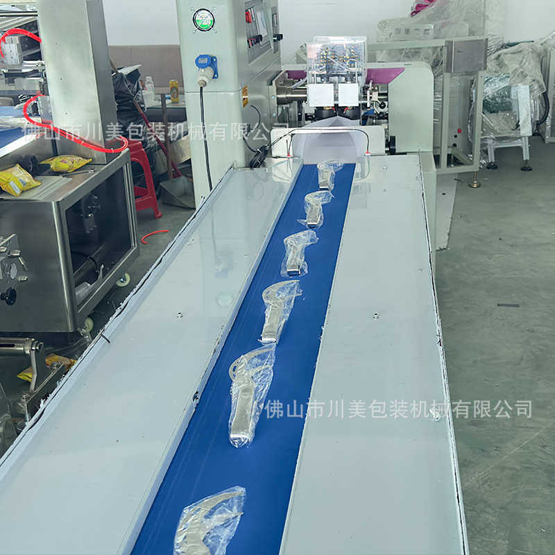 电商快递袋包装机 气泡膜自动卷膜套袋机珍珠棉枕式全自动包装机,淘宝优惠券,粉丝福利购,淘宝优惠卷