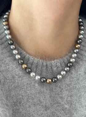 新加坡chomelkinsey大溪地色混彩珍珠项链女2025新款轻奢小众颈链