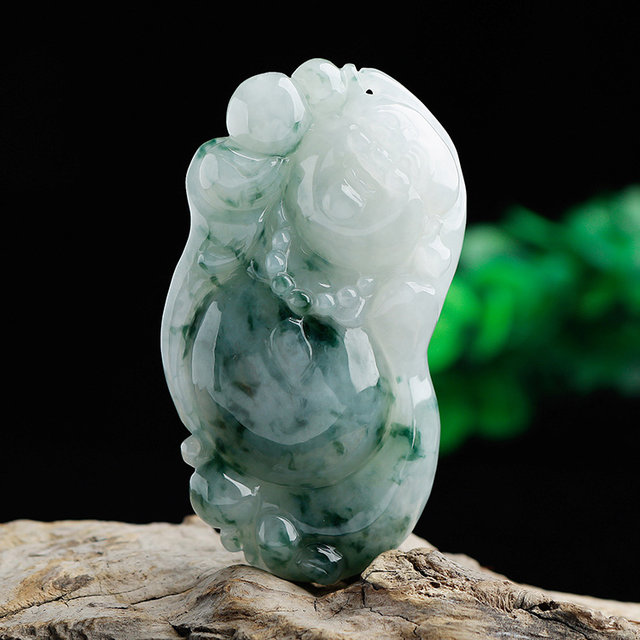 Genuine A-grade jadeite A-grade jadeite