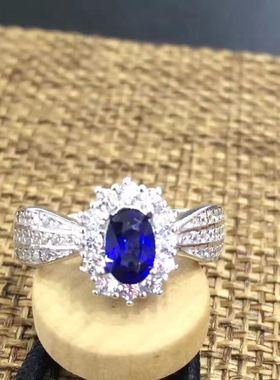 左右美饰银镶天然4*6蓝宝石戒指