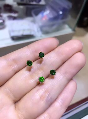 925银镶天然透辉石4*4mm奶奶四爪