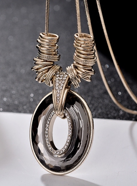 夸张椭圆形水钻长款挂件毛衣链