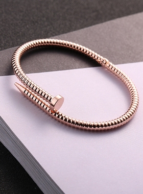 欧美风情侣钉子手镯