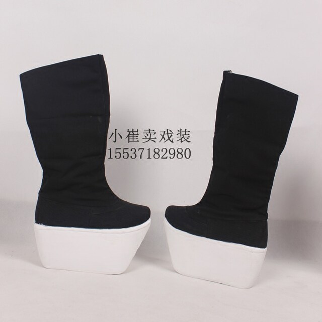 Opera high boots with paper soles Sanyi Zhai