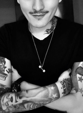 健身哑铃钛钢男女项链