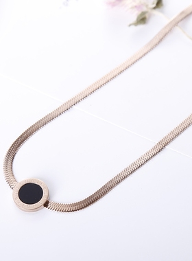 黑色圆牌字母钛钢首饰品蛇骨链