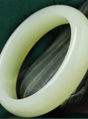 A货阿富汗奶白色手镯玉器