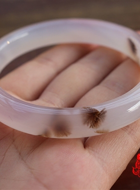 俏色马达加斯加海洋玉髓玛瑙手镯