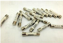 Western Bully Ceramic Fuse 6 * 32mm fuse tube SIBA F1 25A 189020 500V 500V UR melt core