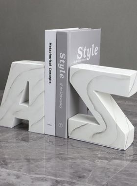 现代简约北欧样板间书房客厅工艺品字母家居软装家具饰品桌面摆件