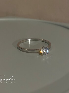 精致感/经典小钻戒S925纯银超闪锆石无名指食指尾戒指环简约气质