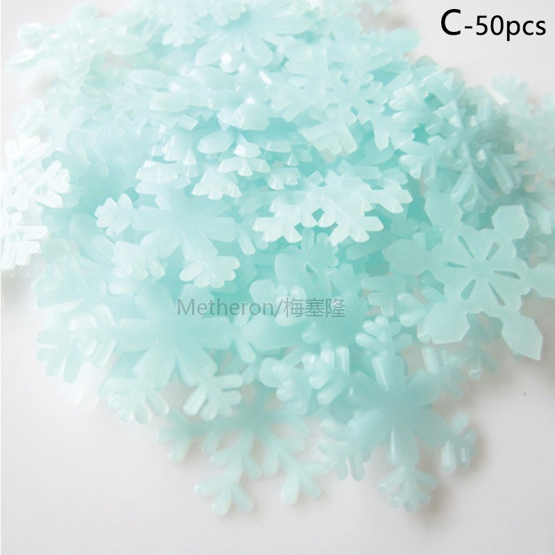 推荐50pcs/100pcs 3D Stars Snowflakes Hearts Glow In The Dark-图0