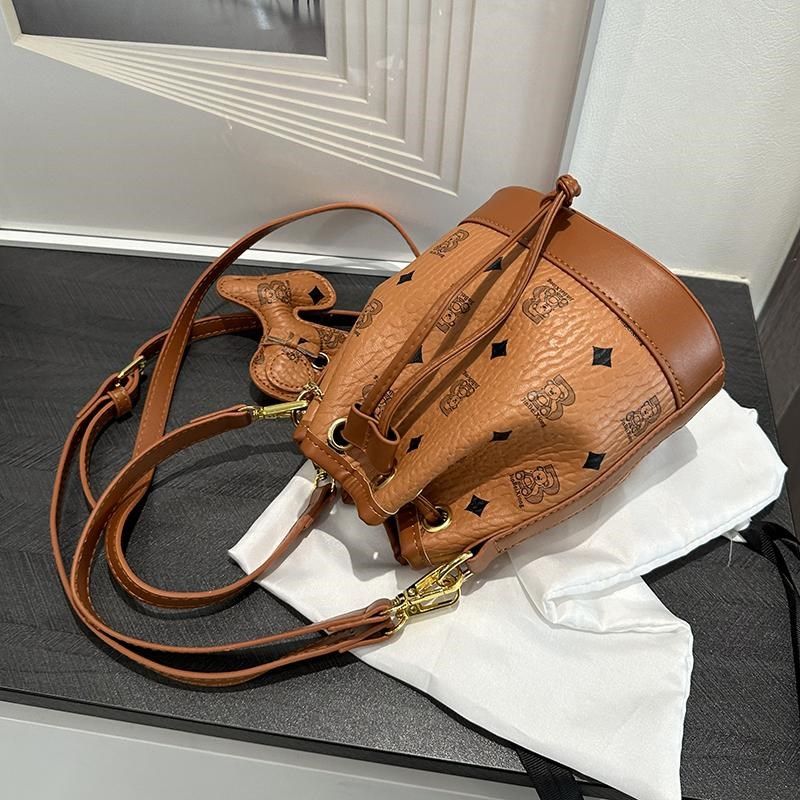 网红菜篮子单肩包包女2024新款潮流行百搭斜挎包时尚抽绳水桶包,淘宝优惠券,粉丝福利购,淘宝优惠卷