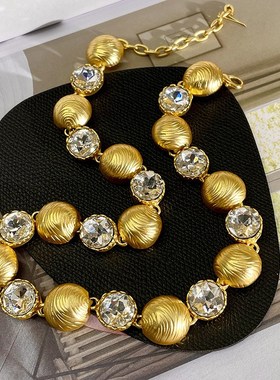 法式宫廷风复古项链女轻奢高级y感个性大气金色颈链夸张中古锁骨