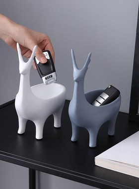 北欧鹿摆件装饰品首饰收纳盒创意女生房间梳妆台床头柜桌面小摆设