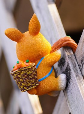 花园兔子花盆景爬树上挂件装饰品阳台庭院造景摆件创意鱼缸悬现货