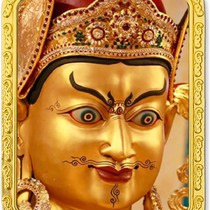 Come and customize the Gau box carry-on pocket small Donka Garga pendant car hanging mineral paint