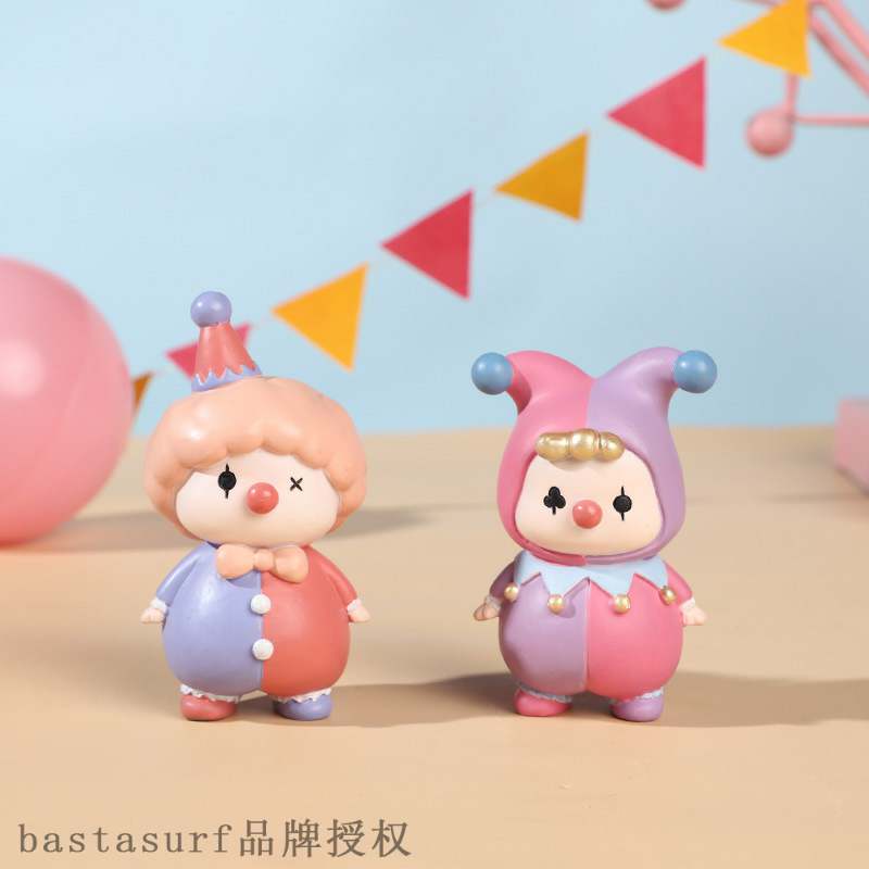 Creative blind box handhase doll ornaments resin crXaftd map - 图2