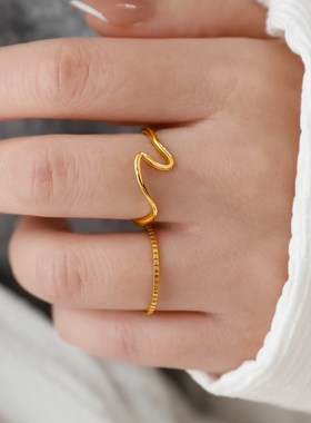 小众轻奢金色细齿轮戒指女指环中指食指指环镀18K金不掉色叠戴