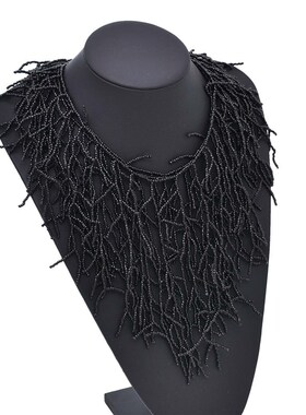 个性时尚欧式红黑白亚克力夸张米珠长流苏项饰女士走秀围脖式项链