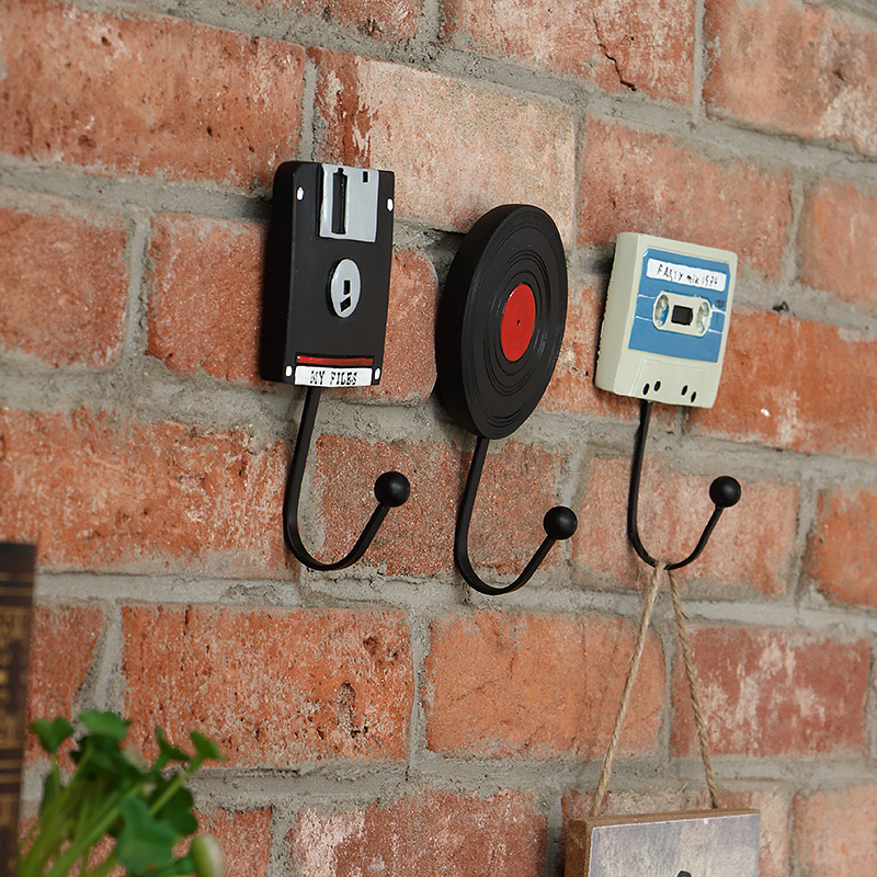 Buy American Vintage Clothing Store To Do The Old Coat Hooks