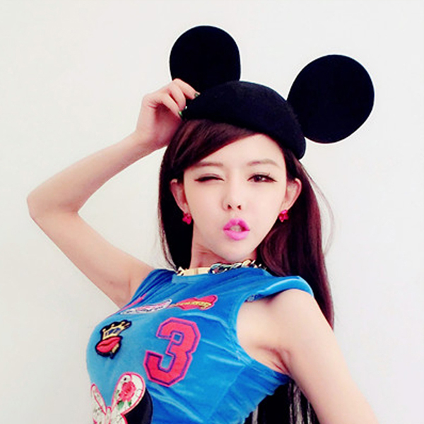 mickey mouse winter hat with ears