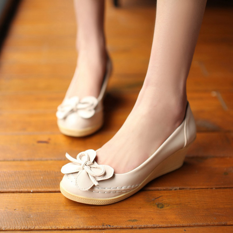 cute female shoes