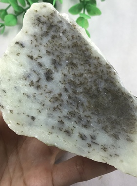 新疆和田玉糖玉俄料边角料玉石料毛料下脚料雕刻把件包邮270克