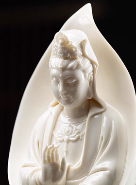 观世音菩萨佛像客厅供奉德化白瓷
