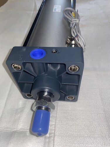 三一/中联搅拌站 亚德客SC系列气缸QGBQ100-200MP1-KF1-AB - 图0