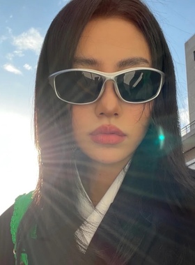 朋克风痞帅墨镜千嬉科技感造型拍照太阳镜防紫外线磨砂银机车男女