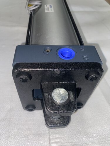三一/中联搅拌站 亚德客SC系列气缸QGBQ100-200MP1-KF1-AB - 图1