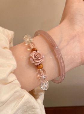 10条粉雾玫瑰花朵串珠手