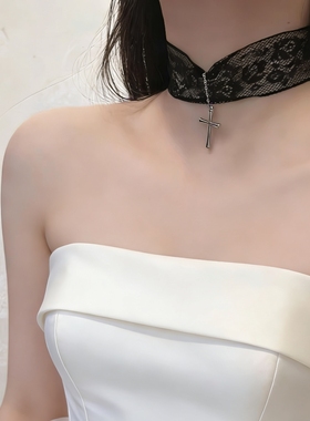 小众设计超软蕾丝十字架简约配饰拍照出片choker锁骨链女颈链颈圈