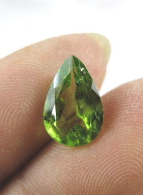 天然橄榄石戒指耳钉手链胸针吊坠