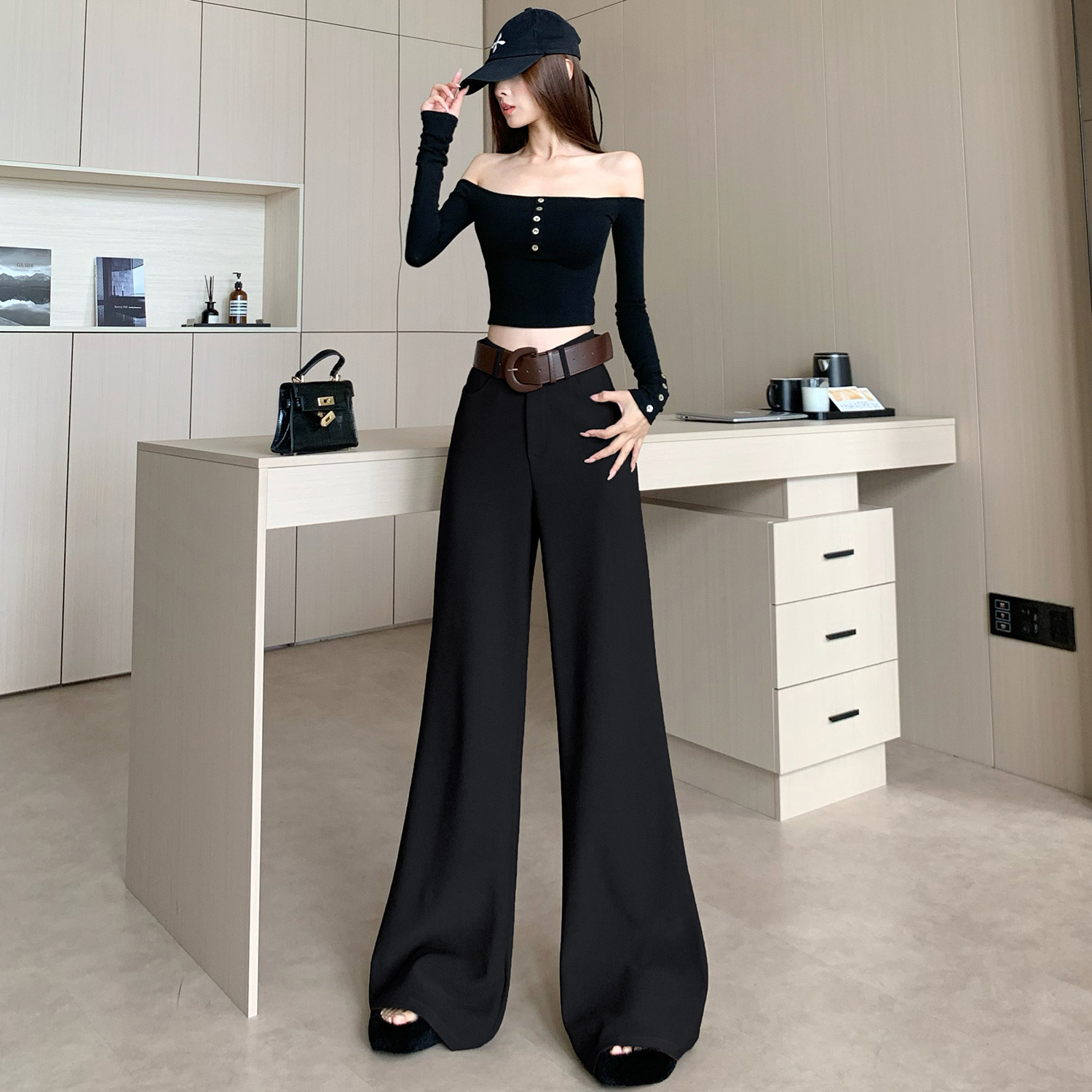 奶卡色不贴腿阔腿微喇裤女2026早春新款时尚高腰垂感拖地西装裤,淘宝优惠券,粉丝福利购,淘宝优惠卷