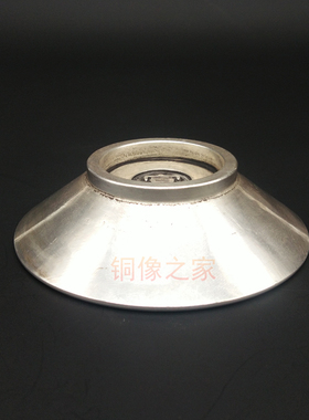 简约现代风龙凤呈祥古玩