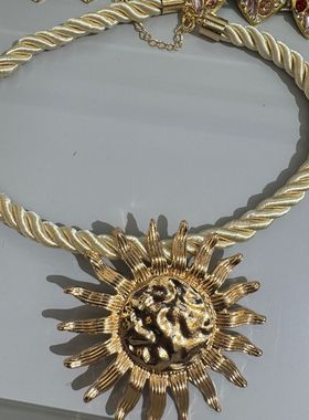 Sunflower pendant necklace, beach necklace 吊坠项链沙滩项链