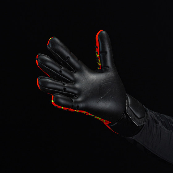 Uhsport goalkeeper gloves uhlsport
