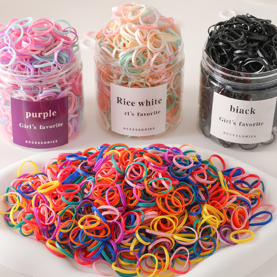 1 bottle can be used for 1 year and will not damage children's hair.