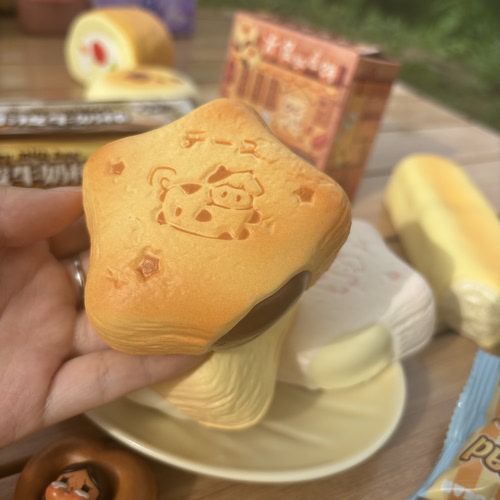 木吉慢回弹新品千层酥星星酥慢回弹玩具解压捏捏乐治治愈squishy - 图2