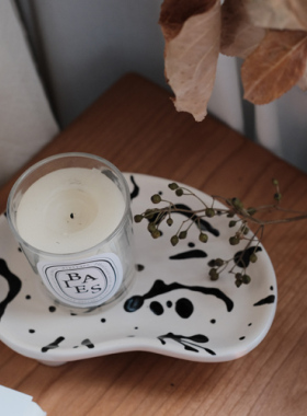 手捏感手绘釉下彩陶瓷高脚甜品盘