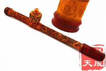 Fine Sculpture Retro Old Fashioned Smoke Rod Dry Cigarette Bag Yellow Carved dragon pattern Film and TV props collection