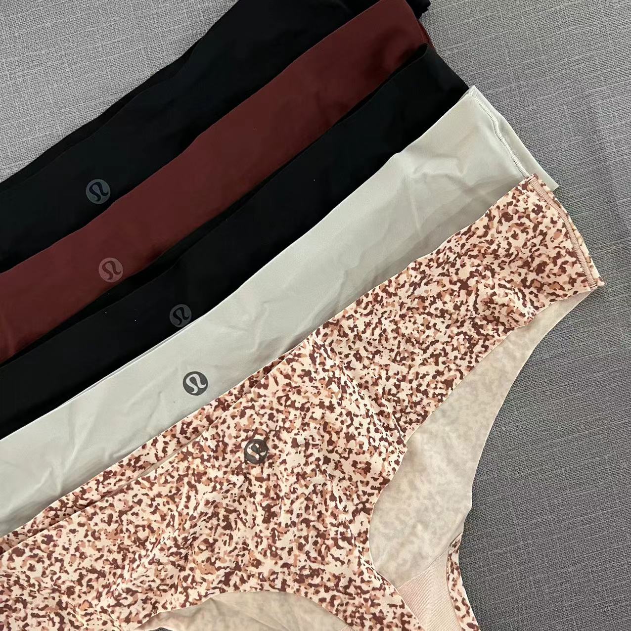 lululemon InvisiWear Thong Underwear 5 Pack内裤 T back5条装-图0